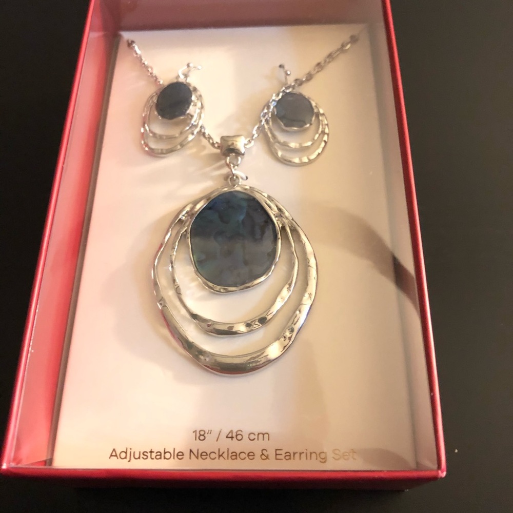 Adjustable Necklace & Earring Set